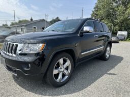 2011 JEEP Grand Cherokee Limited Sport Utility Vehicle (SUV)