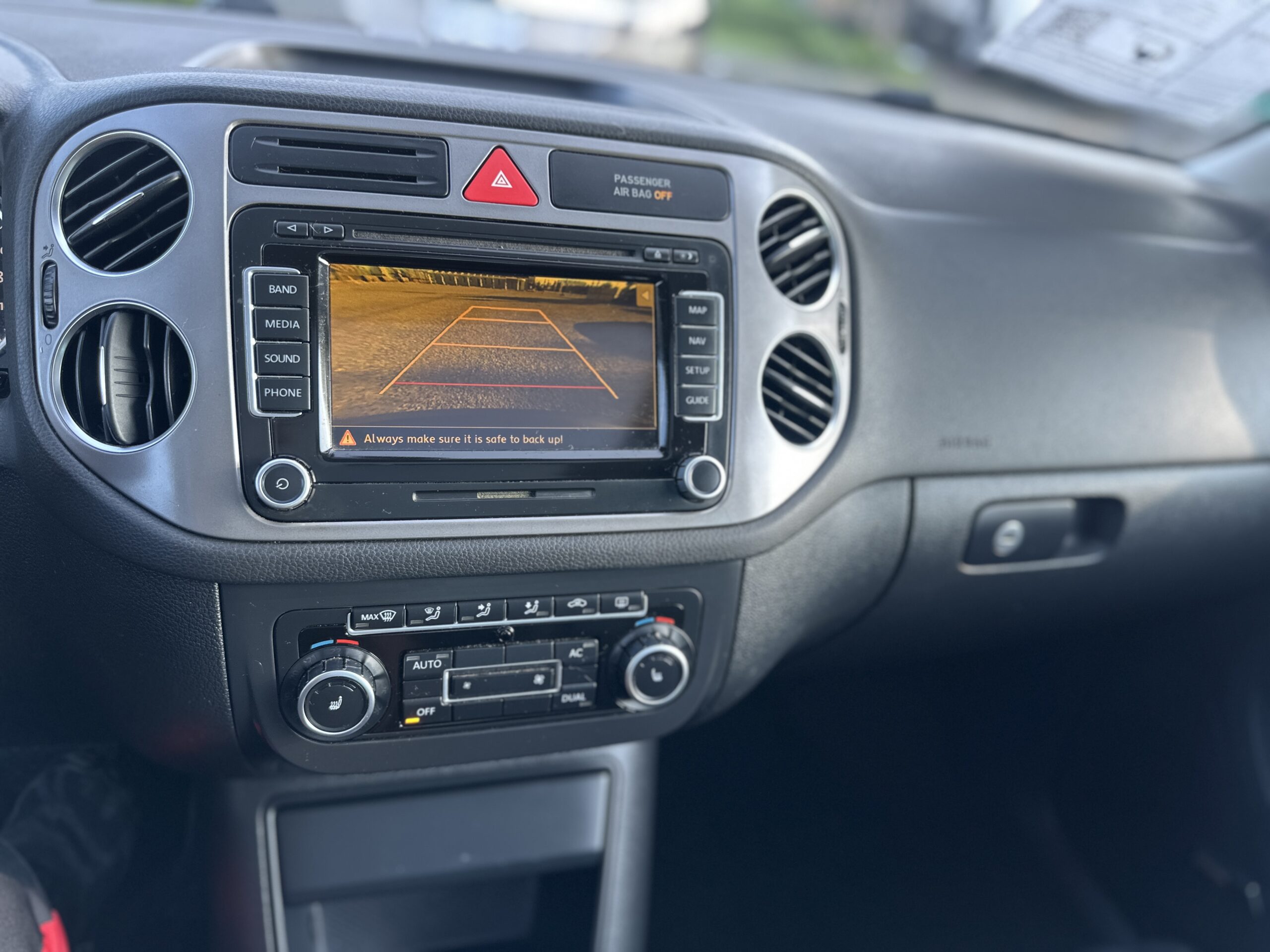 2011 VOLKSWAGEN Tiguan 4-Motion Highline