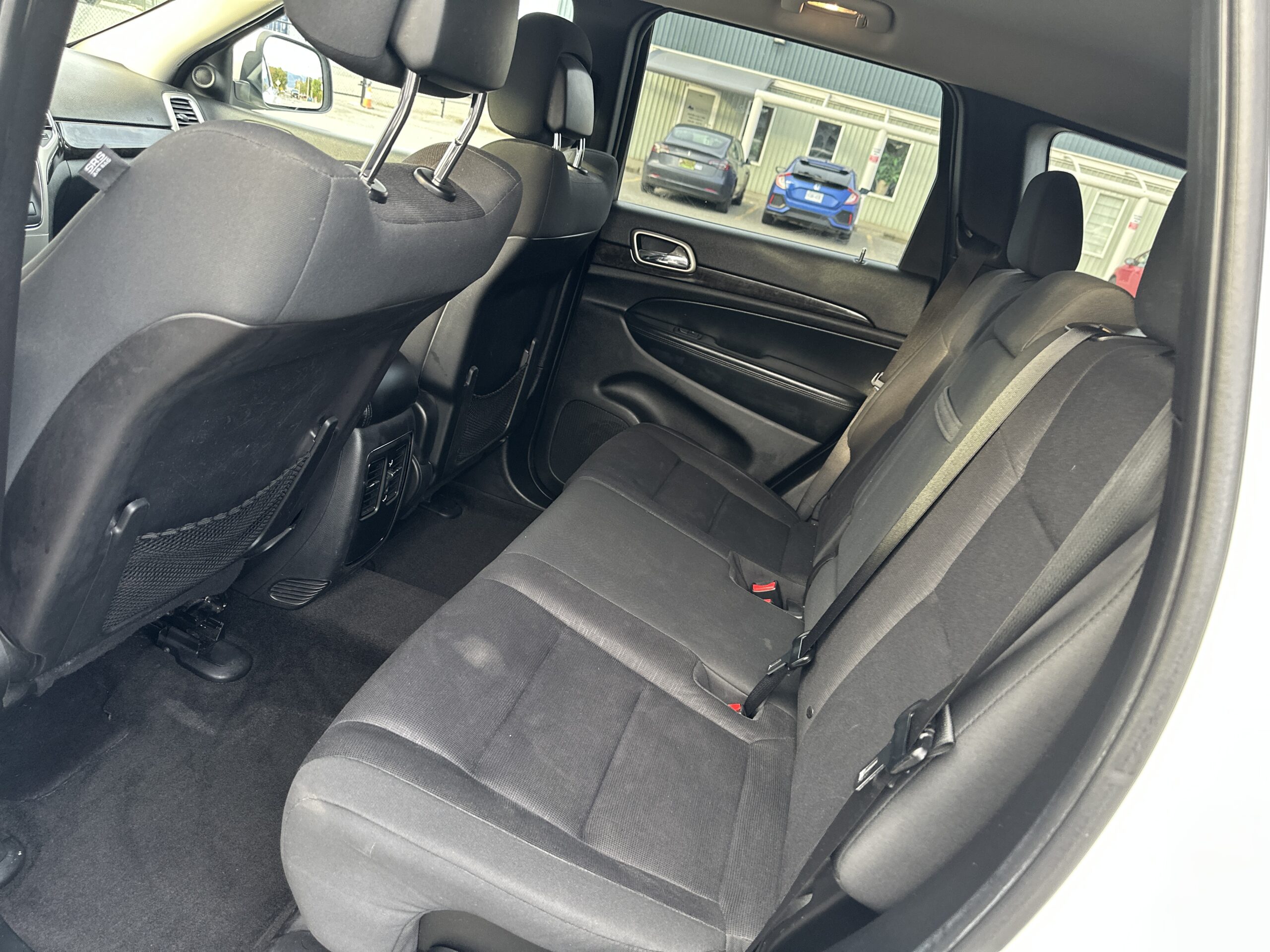 2012 JEEP Grand Cherokee Laredo Sport Utility Vehicle (SUV)