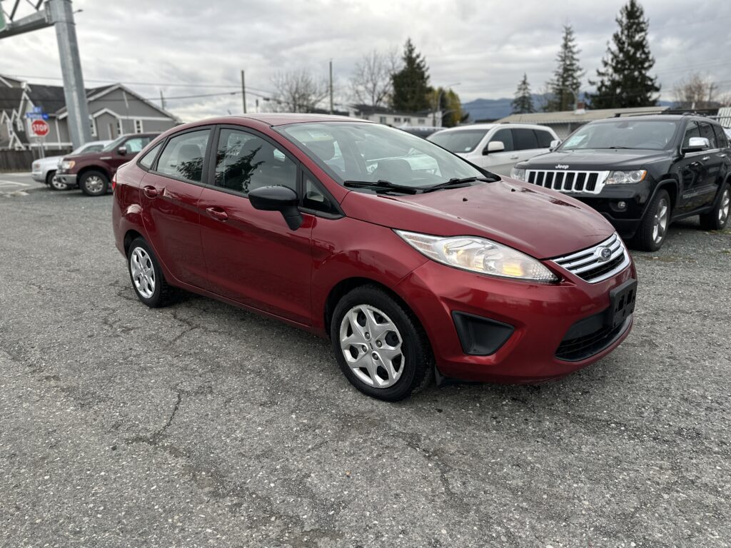 2013 FORD Fiesta SE