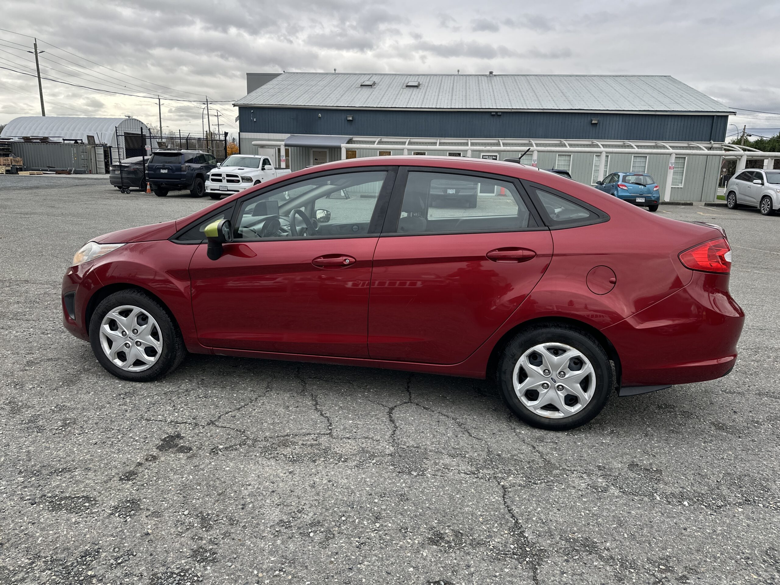 2013 FORD Fiesta SE